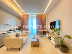 Bright &amp; Spacious Unit | Great Deal | Luxury Layout
